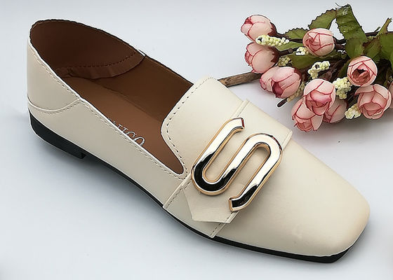 Κίνα Πλαστικές πόρπες παπουτσιών επιστολών του S, μικρές πόρπες παπουτσιών για το γυναικείο παπούτσι δώρων προμηθευτής